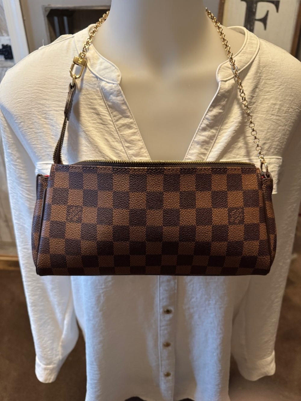 Louis Vuitton Brown Damier Ebene Chain Shoulder Pochette - Picture 4 of 12